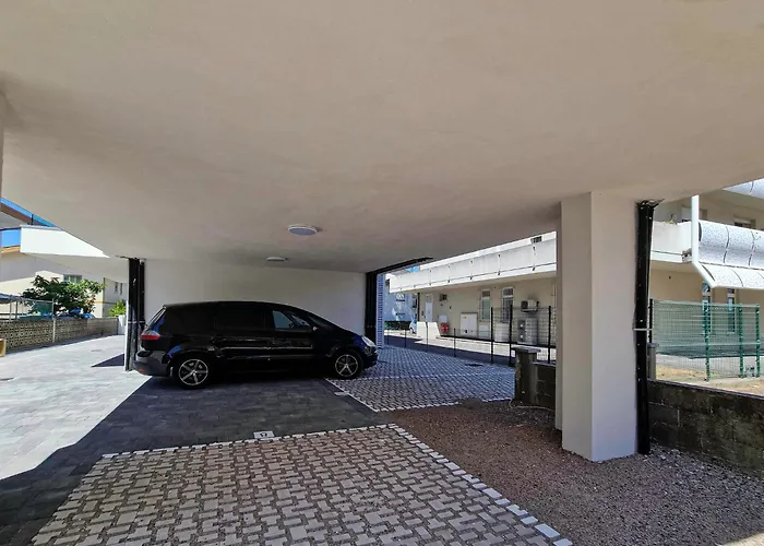 Stella Tower Apartament *