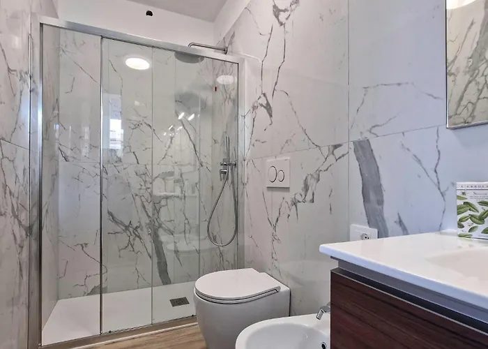 Stella Tower Apartament *