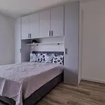 Apartment Stella Tower *