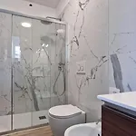 Stella Tower Apartment *
