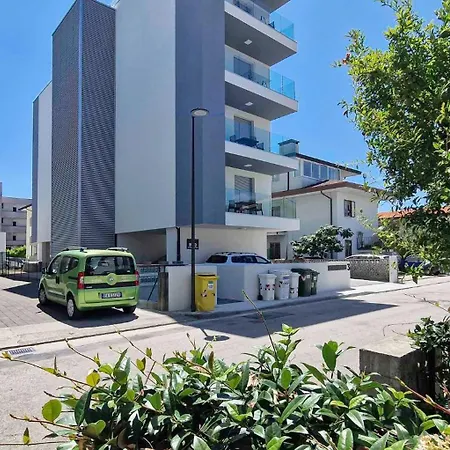 Stella Tower Бибионе