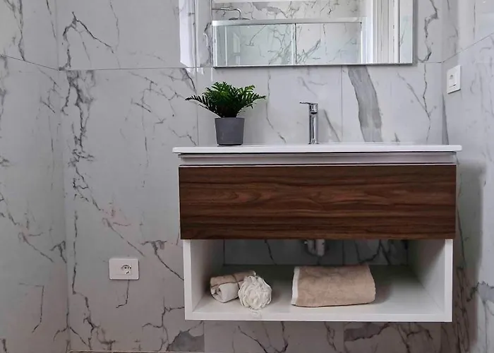 Stella Tower * Бибионе